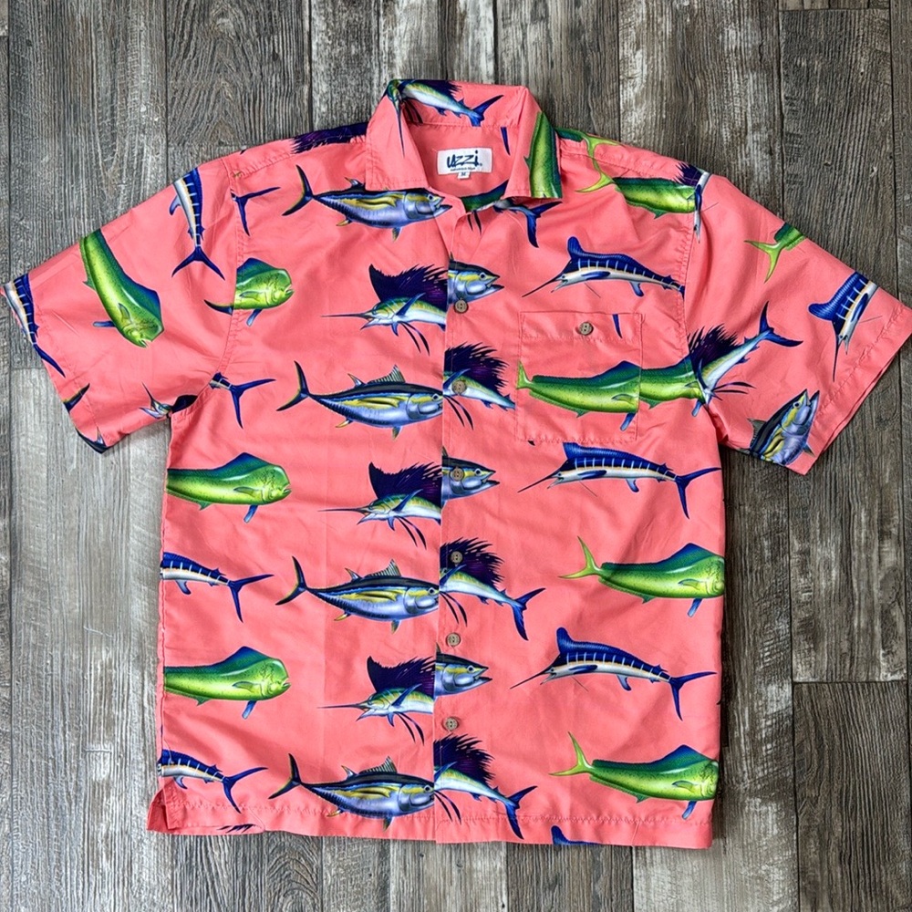 UZZI Pink and Green Button Down Shirt with Marine Life Pattern